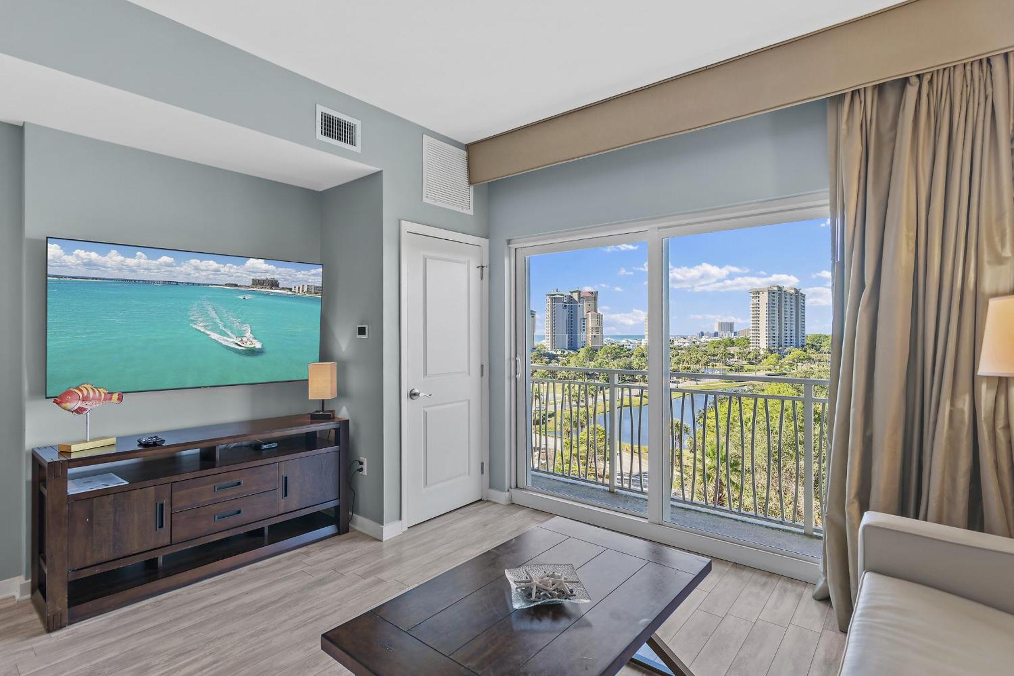 Sandestin Resort Luau By Tufan Room photo