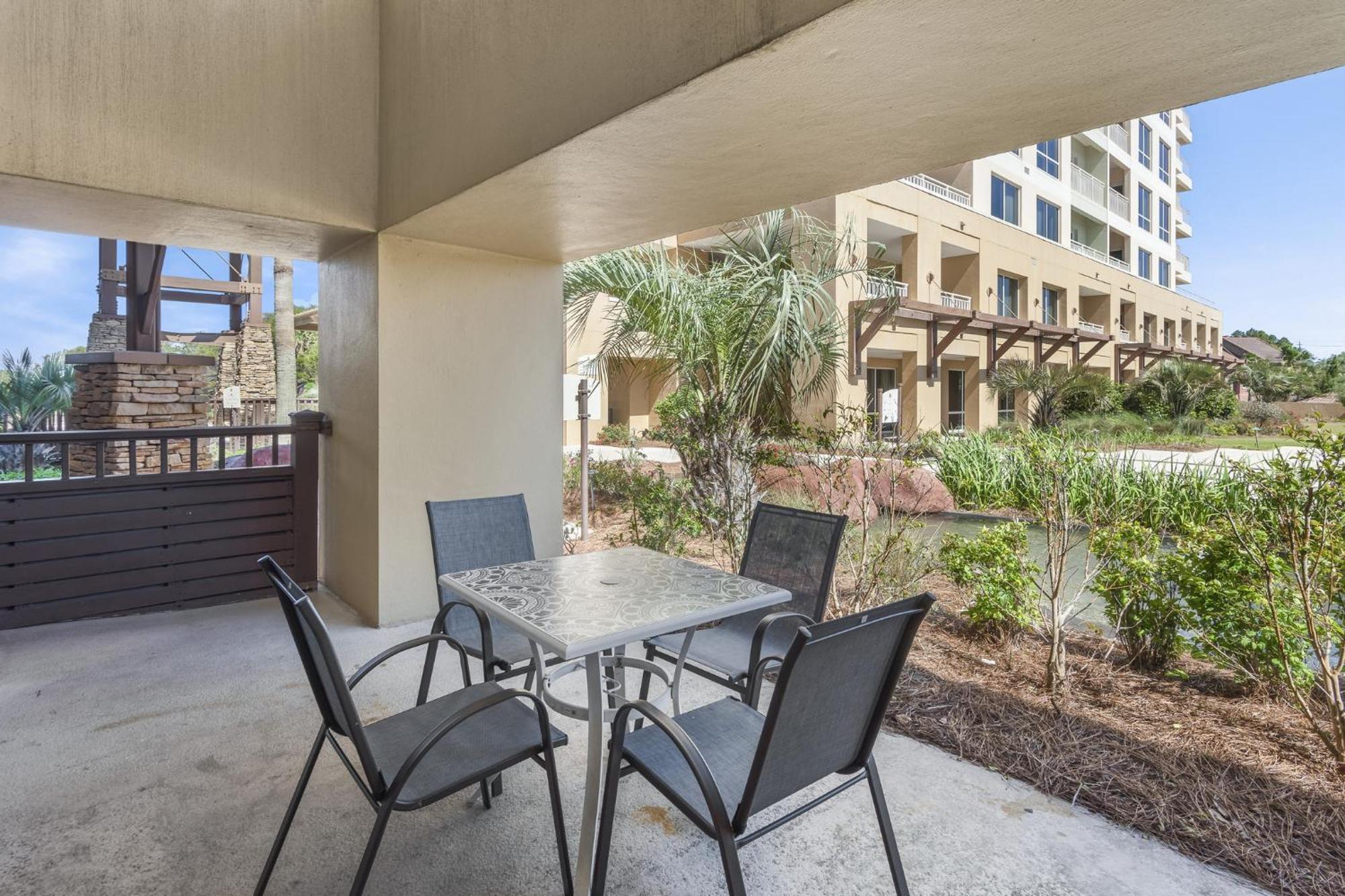 Sandestin Resort Luau By Tufan Exterior photo